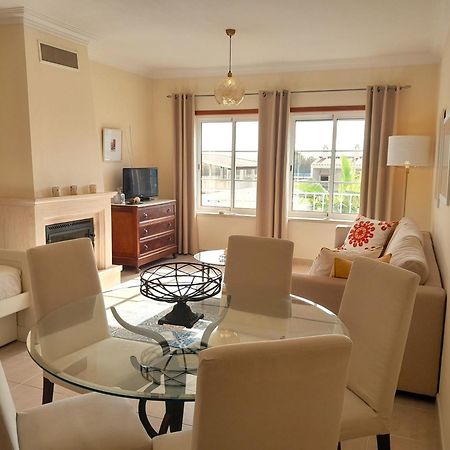 Palmeiras Apartement - T1 Com Piscina Балеал Екстериор снимка